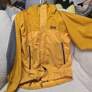 Patagonia Mustard and Gray Jacket